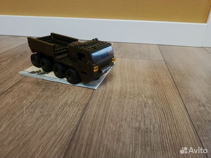 Военный грузовик конструктор
