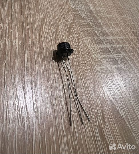 Транзистор мп26б