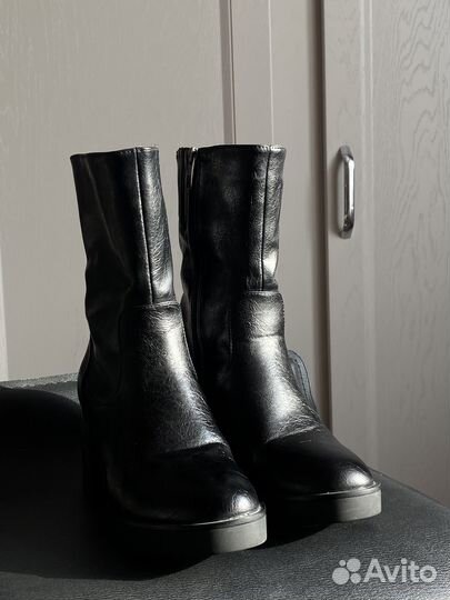 Сапоги женские