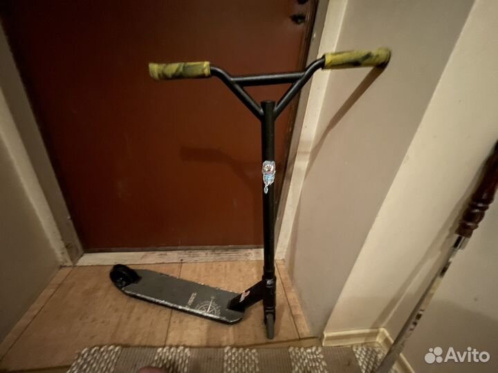 Трюковой самокат tech team duker 101