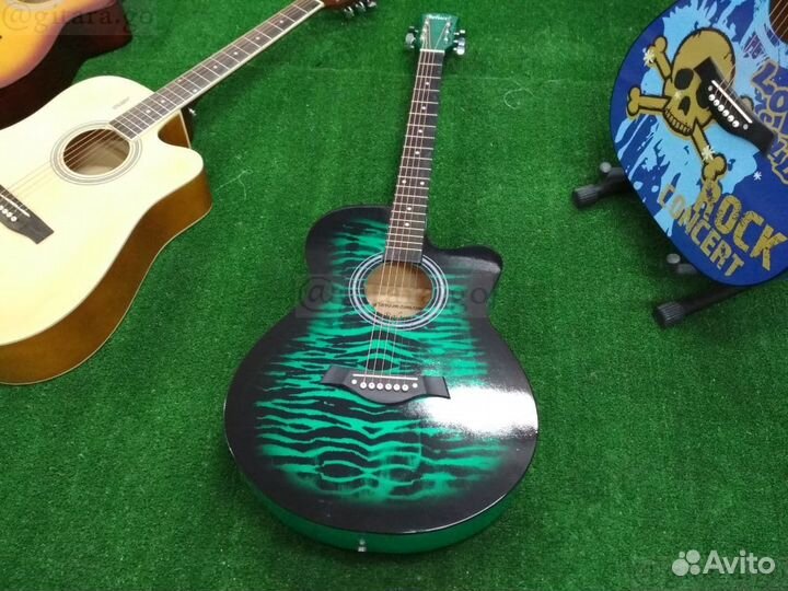 Гитара акустическая