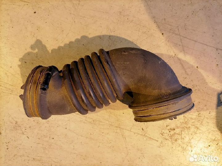 Патрубок воздушного фильтра MR571374 Mitsubishi Ai