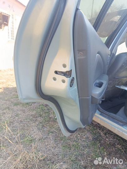 Дверь задняя левая Nissan Almera Classic B10