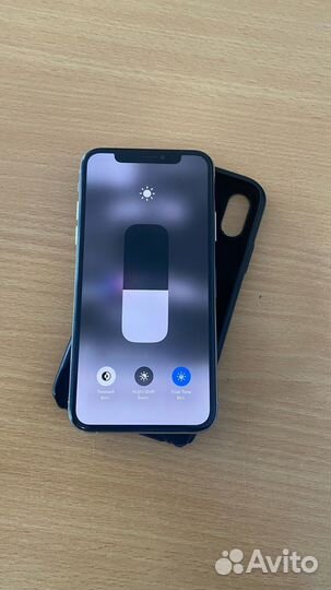 iPhone Xs, 64 ГБ