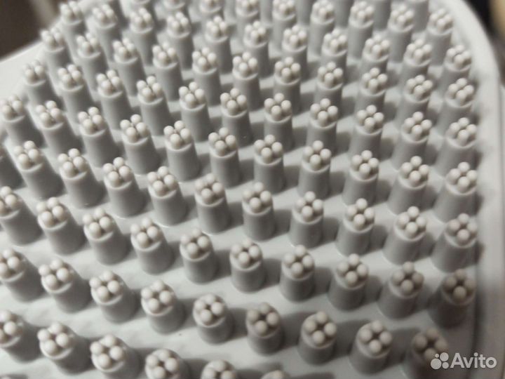 Щётка для вычесывания шерсти