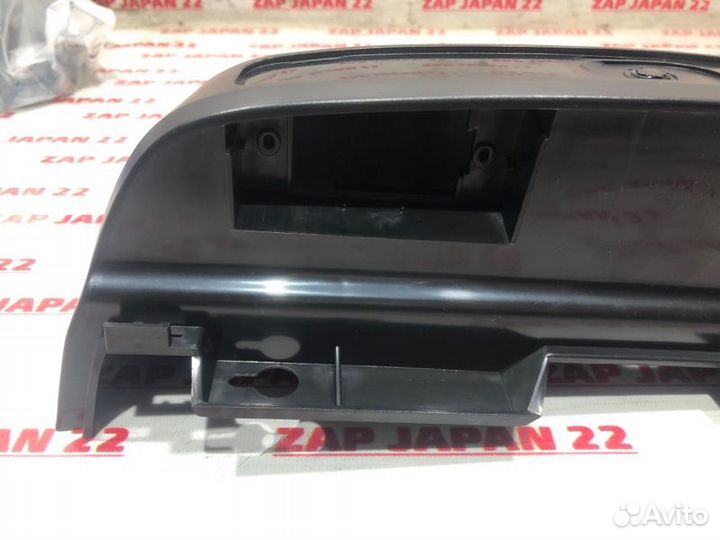 Корпус подсветки номера Toyota Land Cruiser Prado