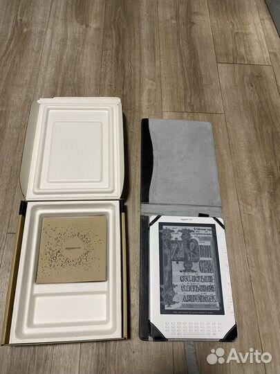 Электронная книга amazon Kindle DX (d00801)