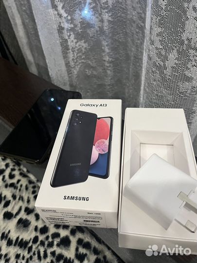 Samsung Galaxy A13, 4/64 ГБ