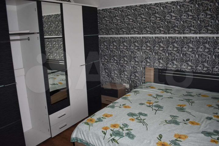 Дом 200 м² на участке 11 сот.