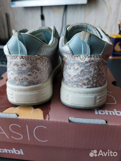 Ботинки для девочек 24р