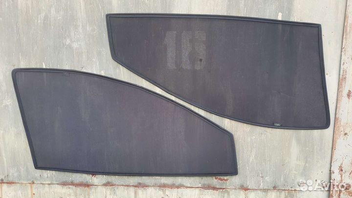 Солнцезащитные шторки на ссангйонг actyon передние