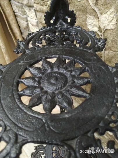 Этажерка ажурная, чугун- литье. Касли(с клеймом)