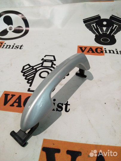 Ручка двери внешняя правая Vw Passat B6 3.2 2007