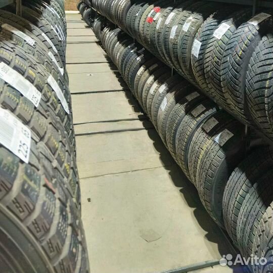 Yokohama Advan Sport V105 235/50 R19 99W