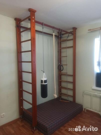 Деревянная шведская стенка