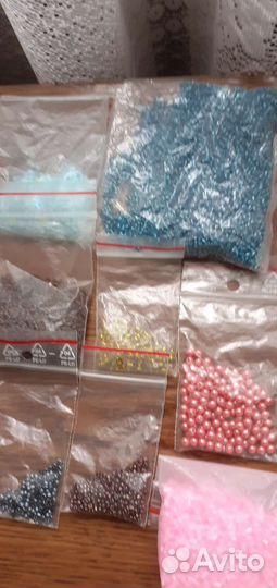 Бисер, бусины