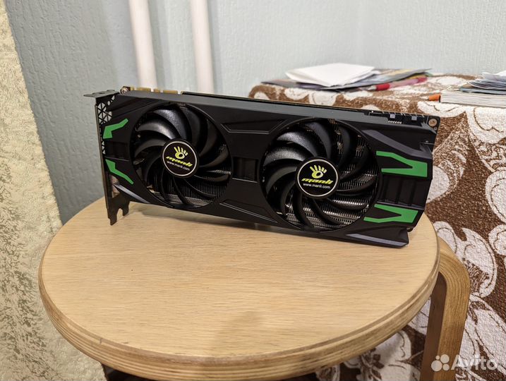 GTX 980 состояние супер по мощности почти 1070