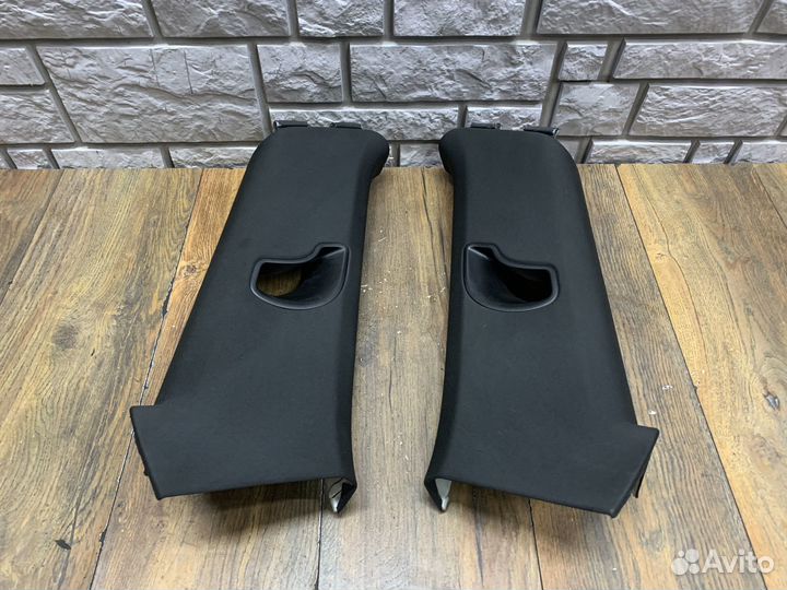 Porsche Cayenne 958 Обшивка стойки задней LH RH