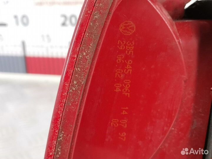 Фонарь задний для Volkswagen Passat 5 3B5945096G