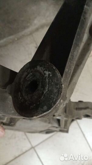 Подрамник передний Volkswagen Tiguan 1