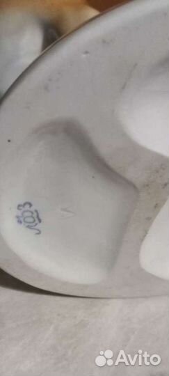 Фарфоровая статуэтка Бульдог