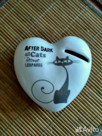 Копилки, вазочка, шкатулка, конфетница