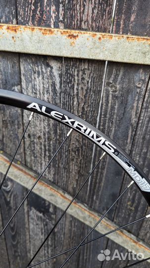 Вилсет 27.5 дюймов AlexRims / Novatec