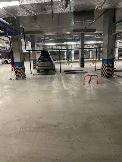 Машиноместо, 13 м²