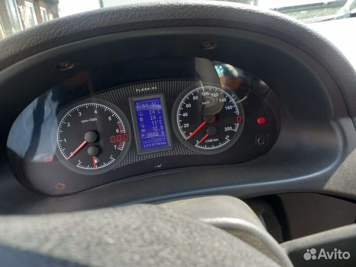 LADA Priora 1.6 МТ, 2011, 197 000 км