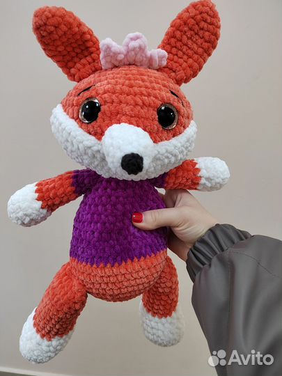 Связанная игрушка