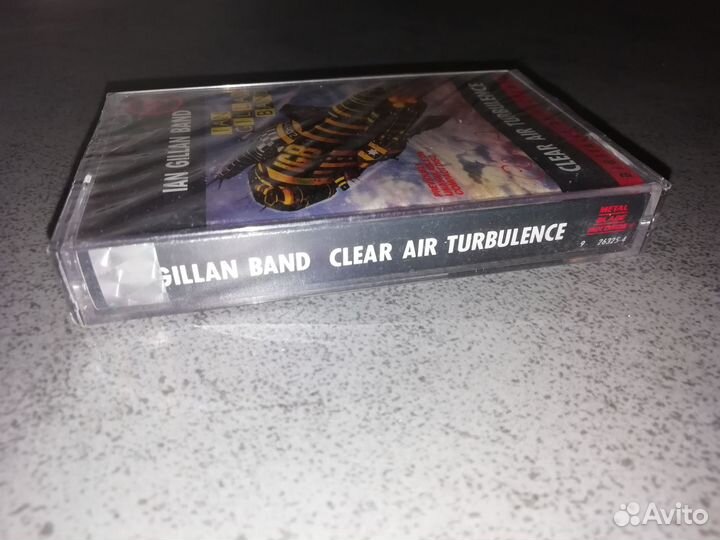 Ian Gillan Band - Clear Air Turbulence US, кассета