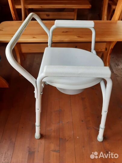 Кресло-туалет Армед FS810