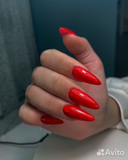 Наращивание ногтей, укрепление гелем