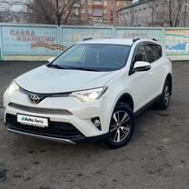 Toyota RAV4 2.2 AT, 2015, 99 000 км, с пробегом, цена 2 730 000 руб.