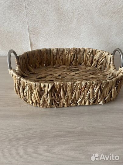 Корзинка плетенная