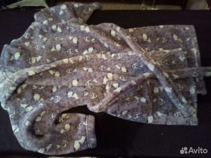 Халат теплый детский. На ребенка 11лет