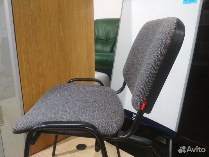 Стул для посетителей Изо (ткань). Новый