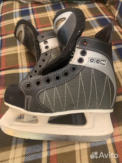 Коньки хоккейные ссм размер 3