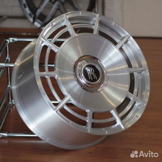 Диски GT Forged R22 Rolls-Royce Ghost Wraith Dawn