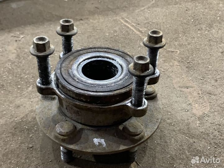 Ступица переднего колеса Mazda CX-5 KE