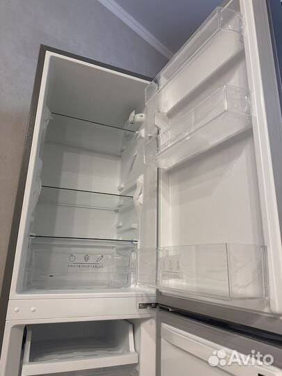 Холодильник новый