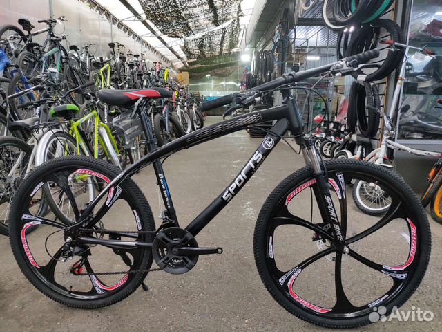 Велосипед на литых дисках bmw