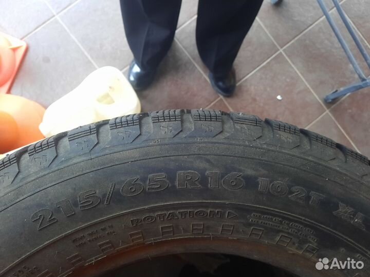 Колеса зимние 215 65 r16