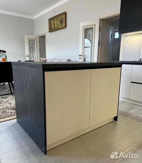 Кухня новая