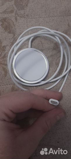 Зарядка на iPhone