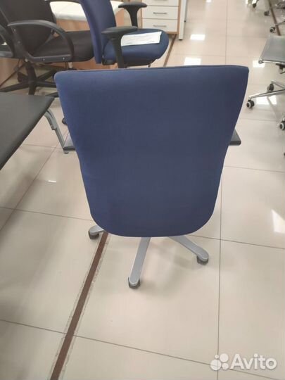 Компьютерное кресло руководителя