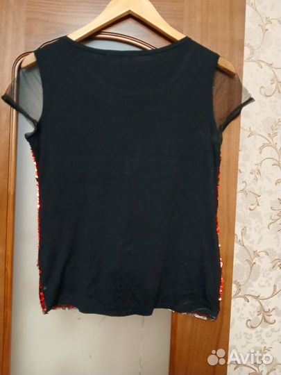 Футболка с пайетками 42-44 р-ра