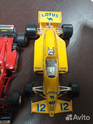 Модели машин 1:43 Формулы 1 Феррари и Лотос