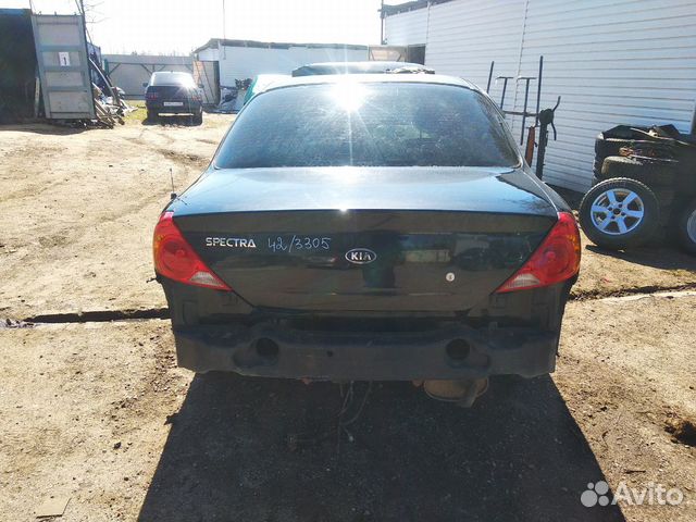 Крышка багажника Киа Спектра