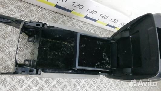 Подлокотник центральный lexus GS 3 (3SV21IX01)